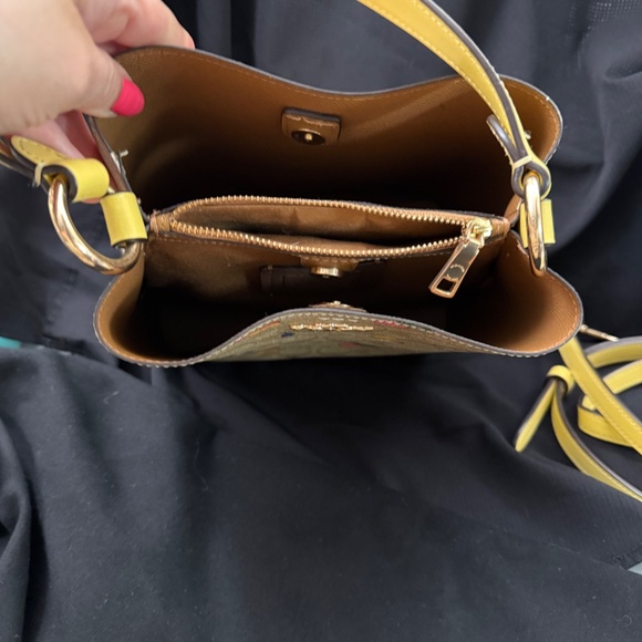 Coach Bucket Purse - Picture 11 of 12